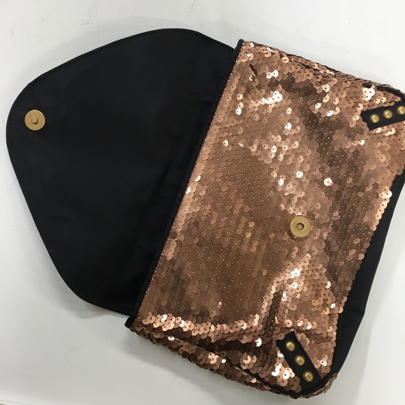 R&Em Sequins Clutch - Picture 3 of 8